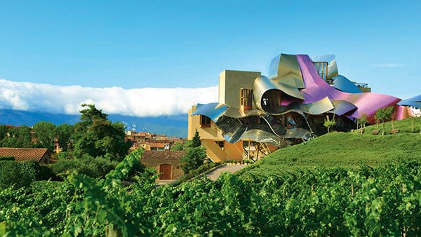 Hotel Marquese de Riscal w regionie La Rioja.