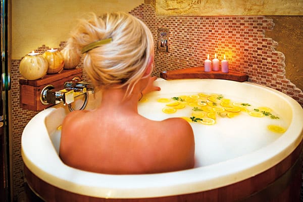 Kąpiel ofuro w Manor House SPA.