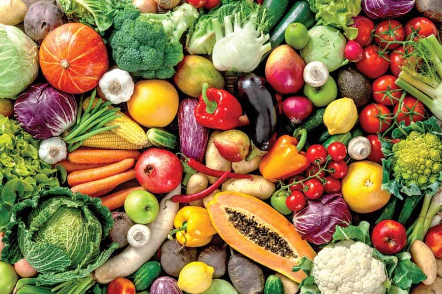 Łączenie warzyw i owoców w posiłkach.