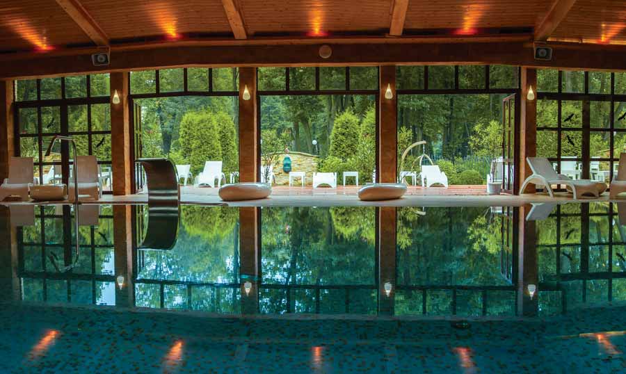 Manor House basen 100 SPA