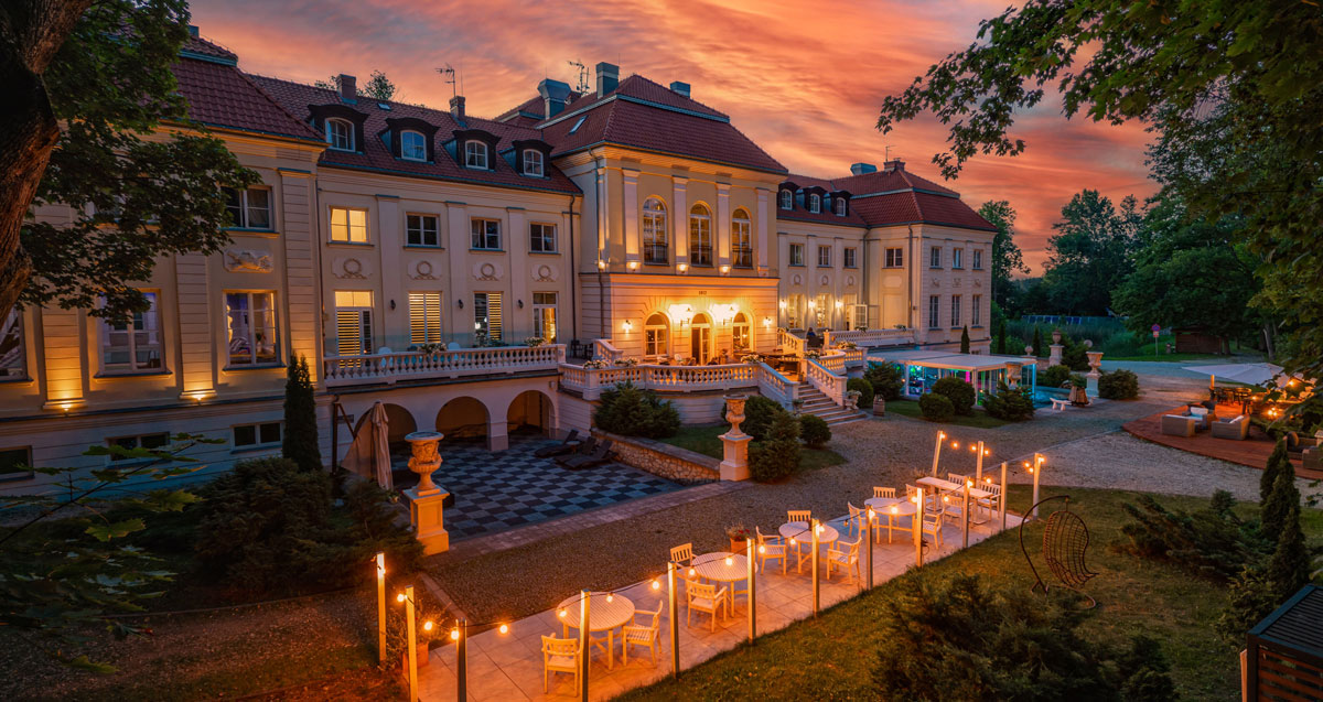 Hotel SPA pod Warszawą, Pałac Alexandrinum